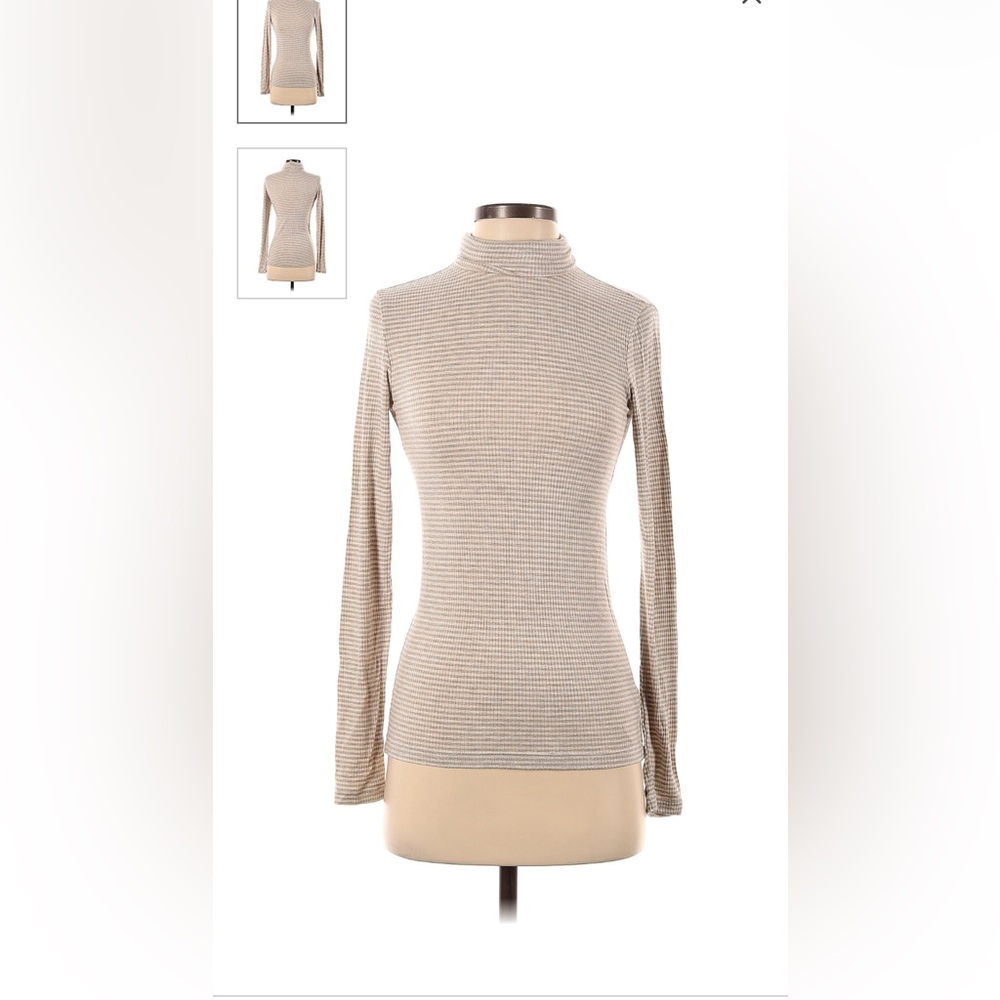 Turtleneck sweater by Splendid